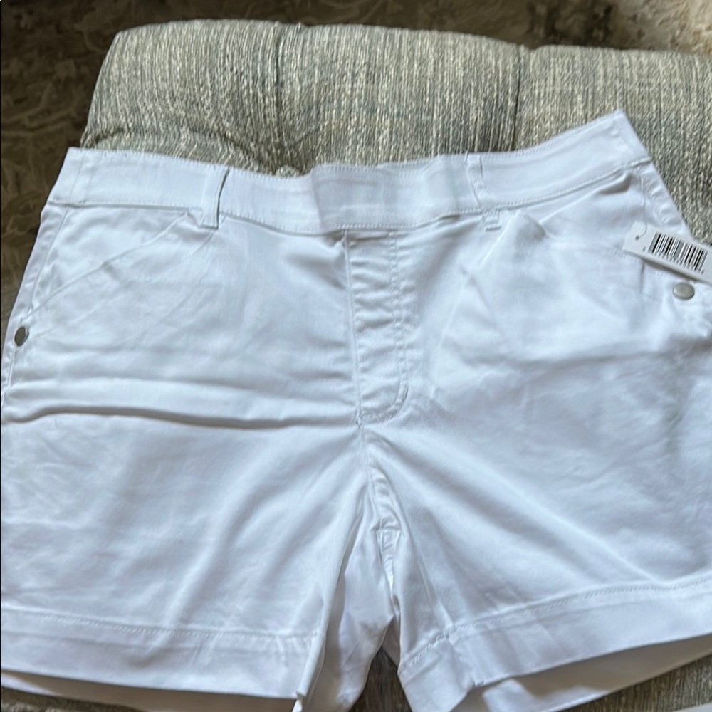 Tribal women’s shorts size 14 Brand New